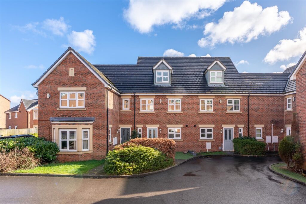 4-bedroom terraced house newcastle