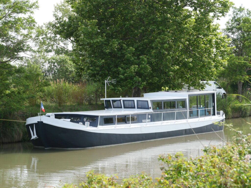 Dutch Barge