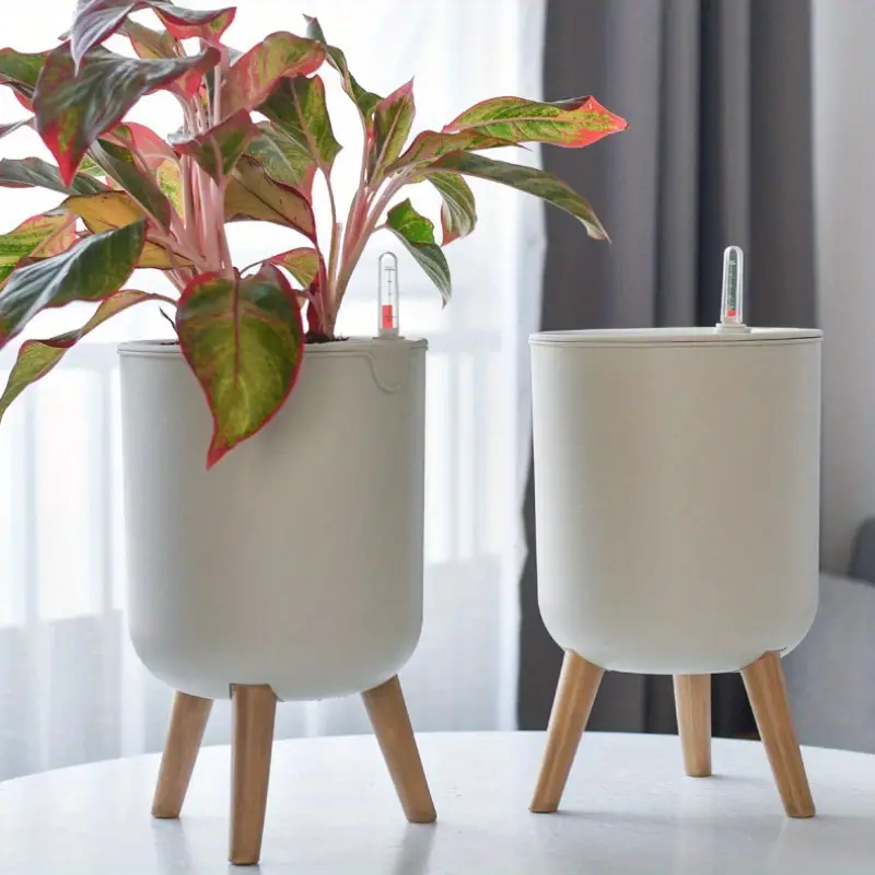 Self-watering planters