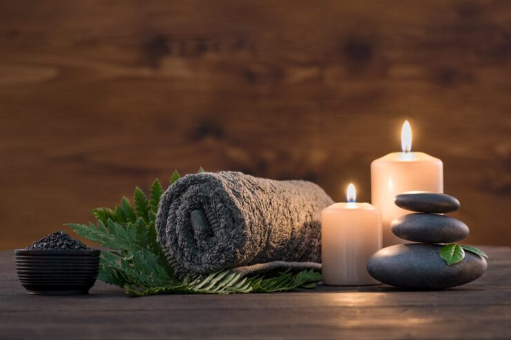 Full body Indian Massage Harrow with an Indian Therapist