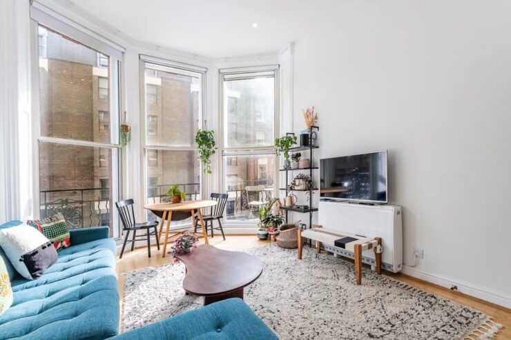 2 bed flat to rent Nottingham Place, London W1U