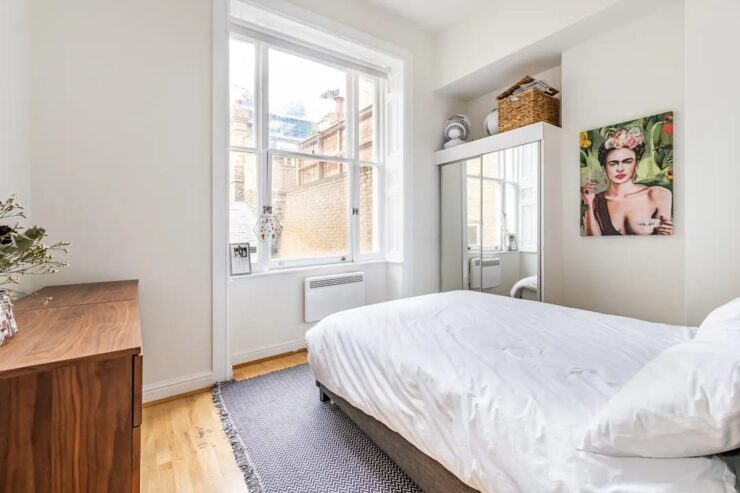 2 bed flat to rent Nottingham Place, London W1U