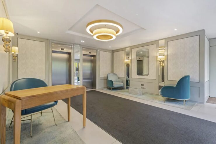2 bed flat to rent Sloane Street, London SW1X