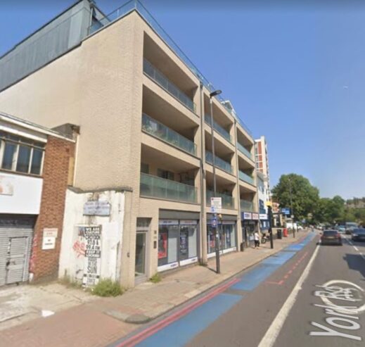 Riverside Land For Sale in Battersea on York Road