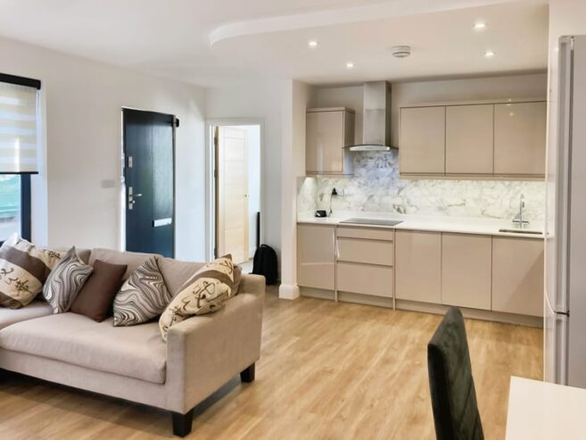 11 bedroom flat in Unit Block for Sale in Prime Wimbledon Location, SW19