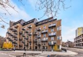 2 bedroom flat in The Denizen, Golden Lane, Barbican, London, EC1Y