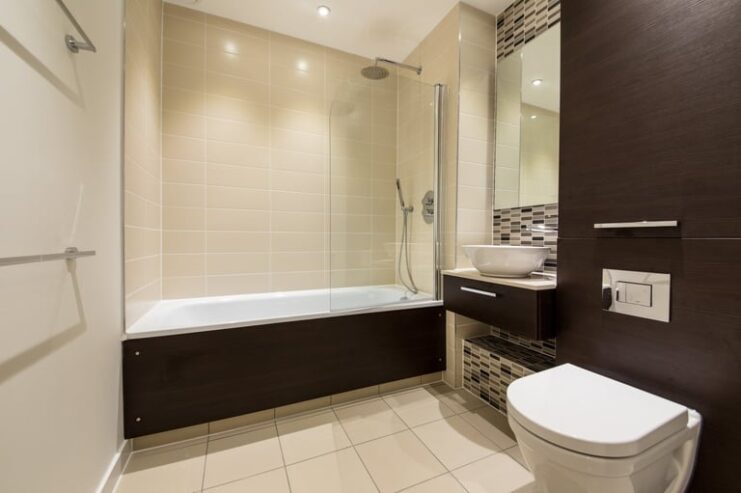 3 bedroom flat in Beachwood Road, Dalston, London, E8