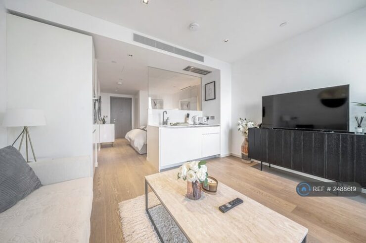 Studio flat in London, London, SE1 (#2488619) London