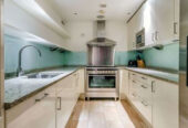2 Bedroom Luxury Flat in Young Street, Kensington, W8